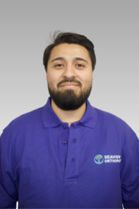 Photo of Moises Iniguez-Flores, PTA, of Seaview Orthopaedics orthopedic physical therapy team.